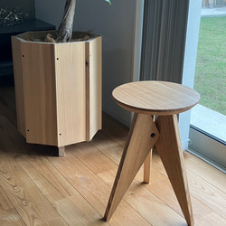 Cornerless Stool 角のないスツール H＝420 椅子（チェアー