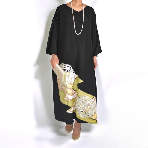 ヤケ有り 3XL ,着物リメイク,上品ワンピース, 黒留袖リメイク