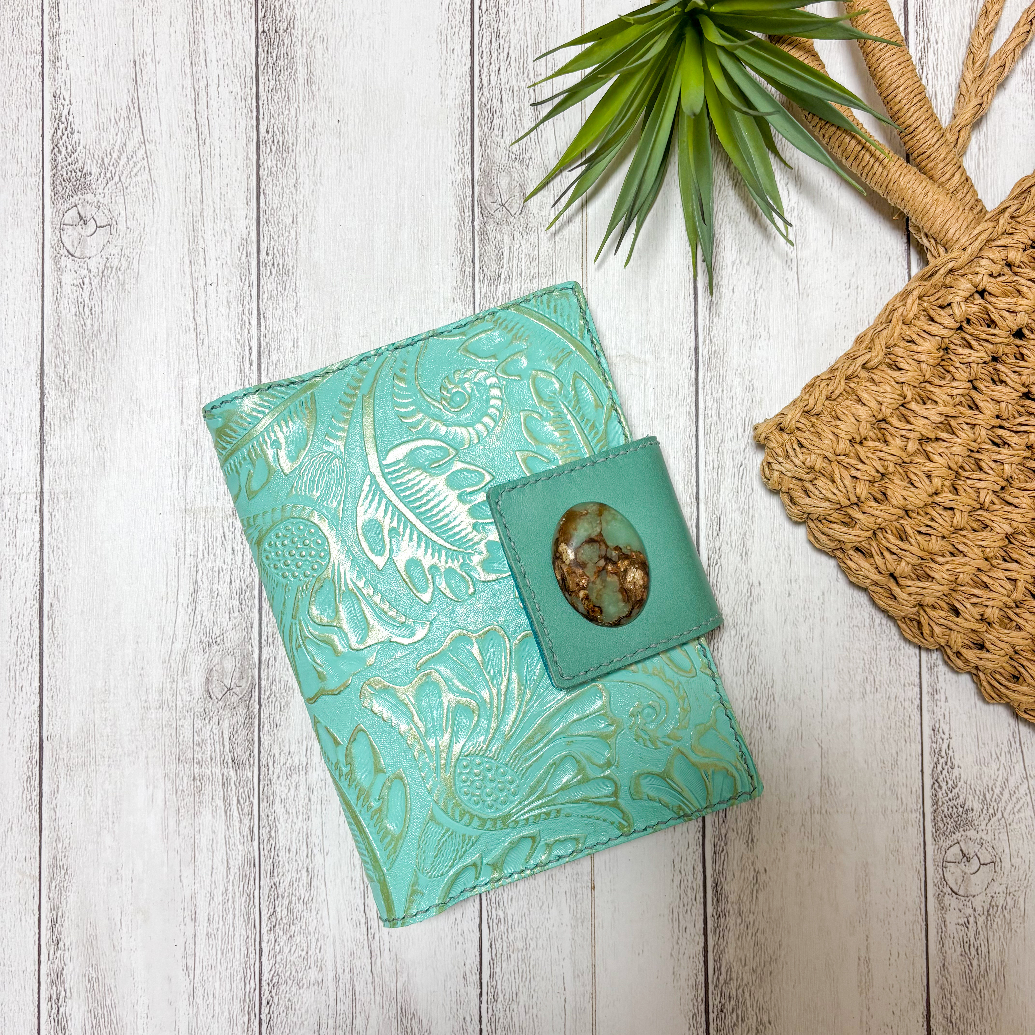 母子手帳ケース　母子手帳カバー　お薬手帳ケース　マルチケース　通帳ケース　ターコイズ　花柄　ブルー　本革　レザークラフト