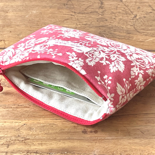USAコットン ピンクの花のポーチ 14cmファスナー 内ポケット付き