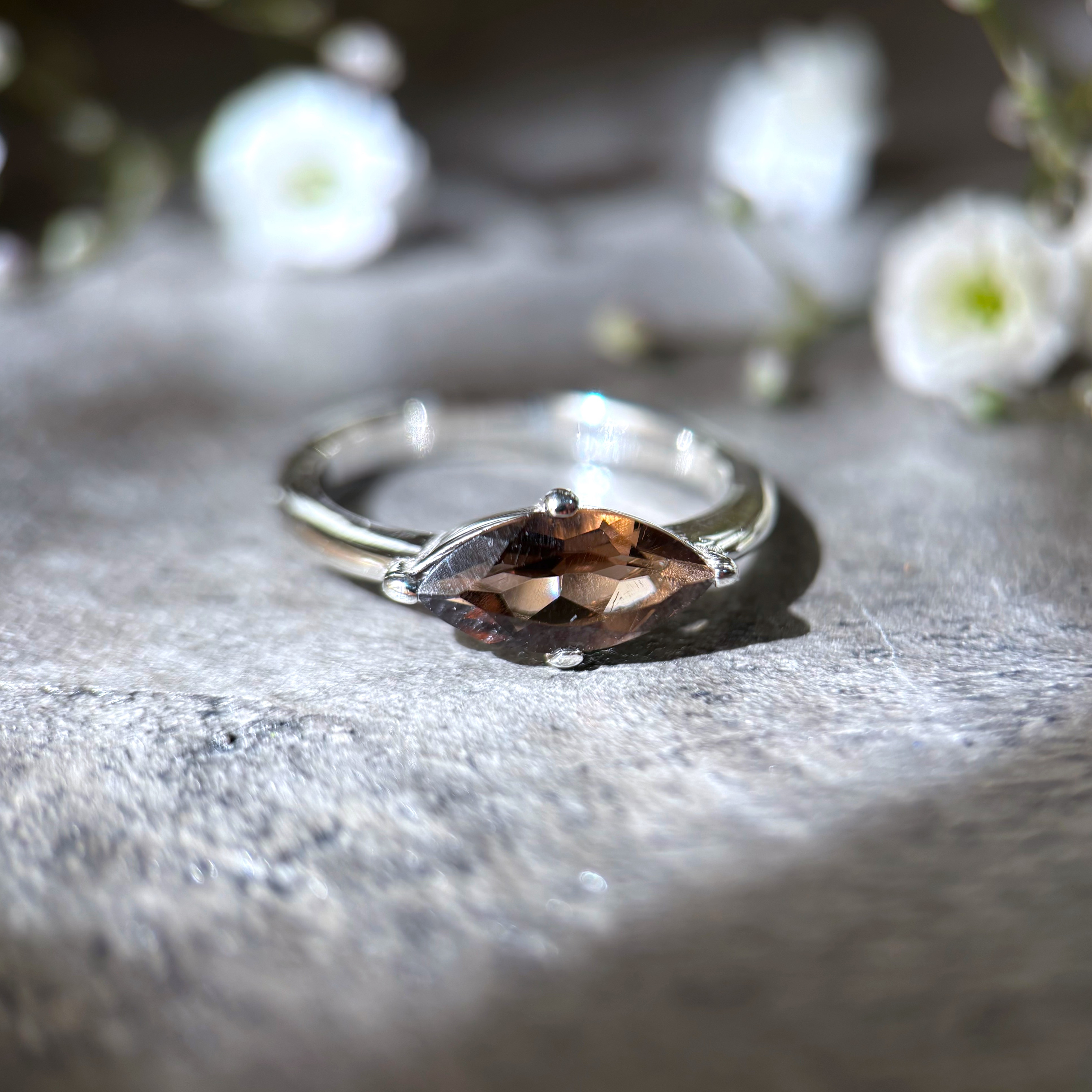 【16号】スモーキークォーツのマーキスsilverリング