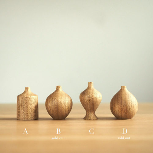 数量限定SALE 天然木の小さな花器【楠】一点物・一輪挿し・フラワーベース 工芸品
