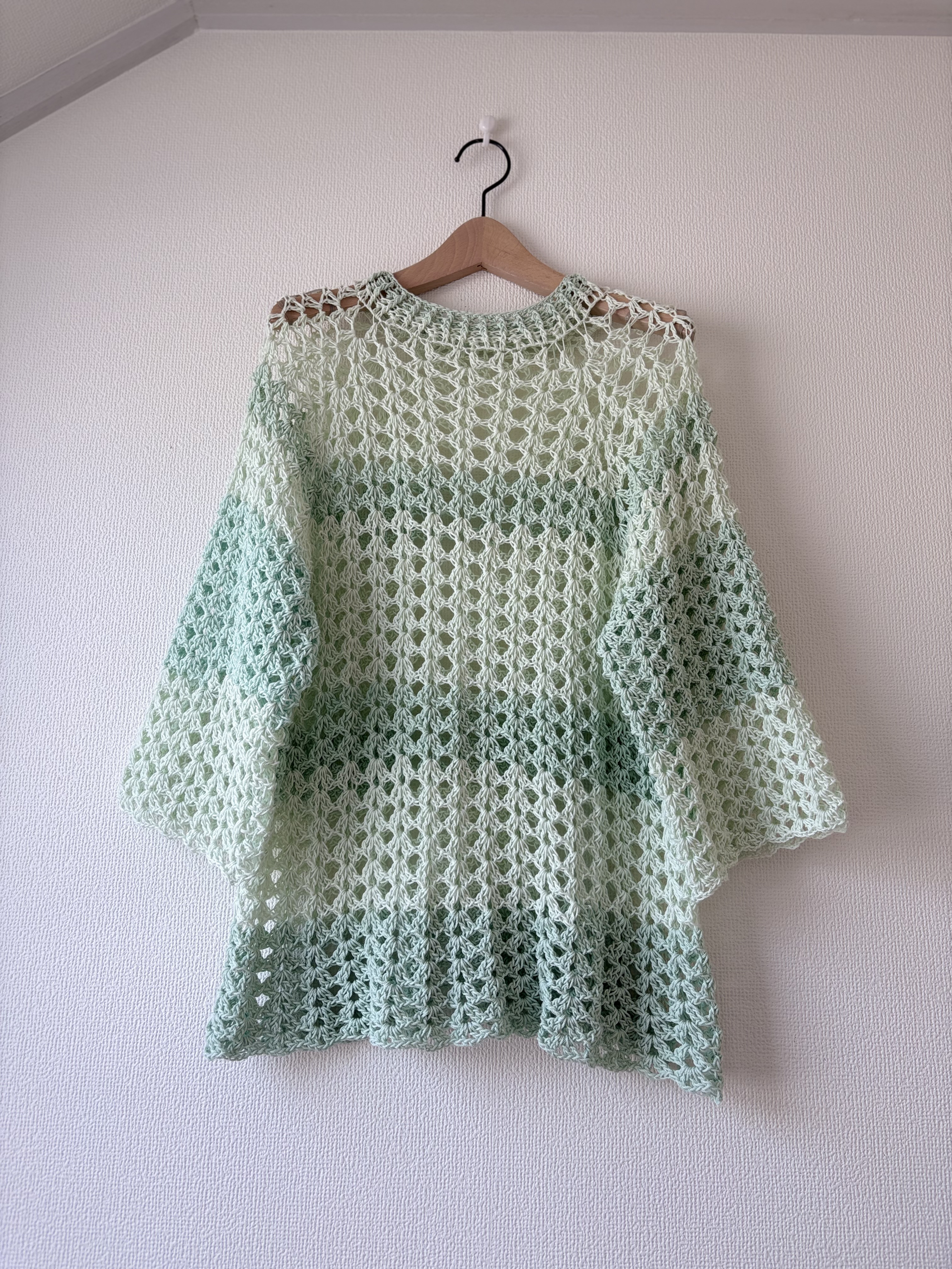 ☆handmade☆手編み パステルグリーン、コットン七分袖ニット