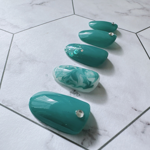 ネイルチップ ホライゾングリーンネイル ネイルチップ（つけ爪） Neil