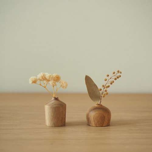 とっても小さな天然木の花器【楠】一点物・一輪挿し・フラワー