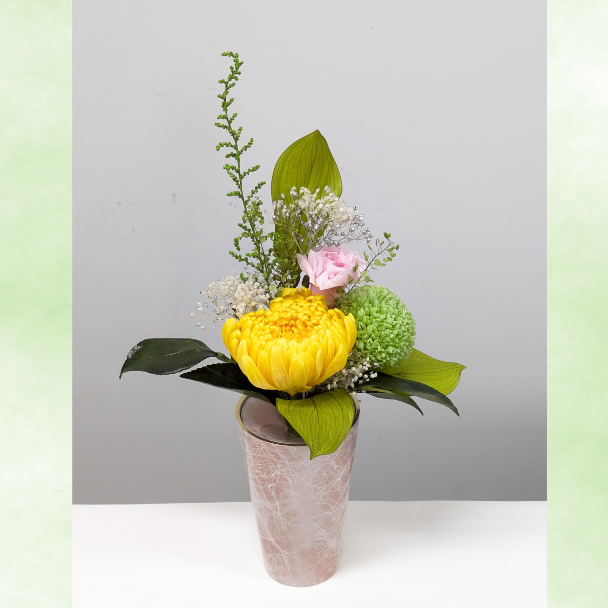 プリザーブドフラワー仏花　【花器　「銅彩華器」】　白・ピンク 16,280円