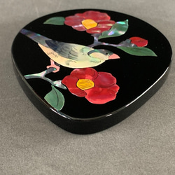 螺鈿　花鳥図　姫鏡　　（椿に文鳥） 3枚目の画像