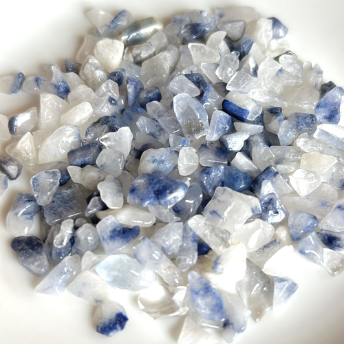 希少】デュモルチェライトインクォーツ細石 50g B 天然石 Sawre