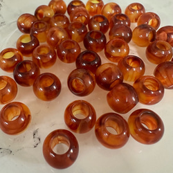 べっ甲 琥珀風 大穴 アクリル ビーズ 14枚目の画像