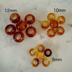 べっ甲 琥珀風 大穴 アクリル ビーズ 3枚目の画像