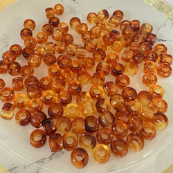 べっ甲 琥珀風 大穴 アクリル ビーズ 6枚目の画像