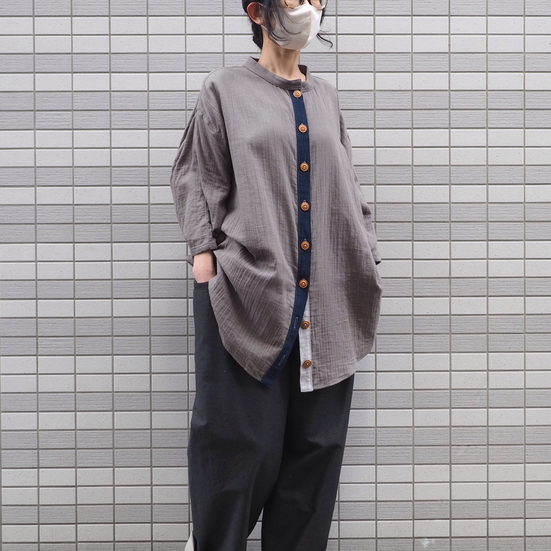 Karoビッグボタンシャツ（綿ダブルガーゼ オリーブカーキ）【受注生産対応】