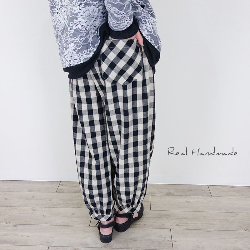 コットンリネンブロックチェックカフスパンツ 10,056円