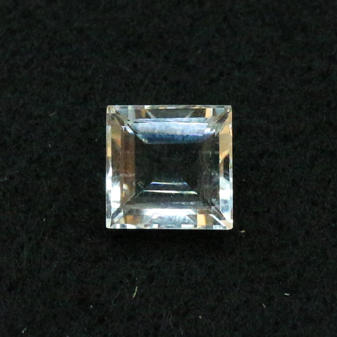 AG-L-606　鑑別済 天然石 ルース 素材 ペタライト