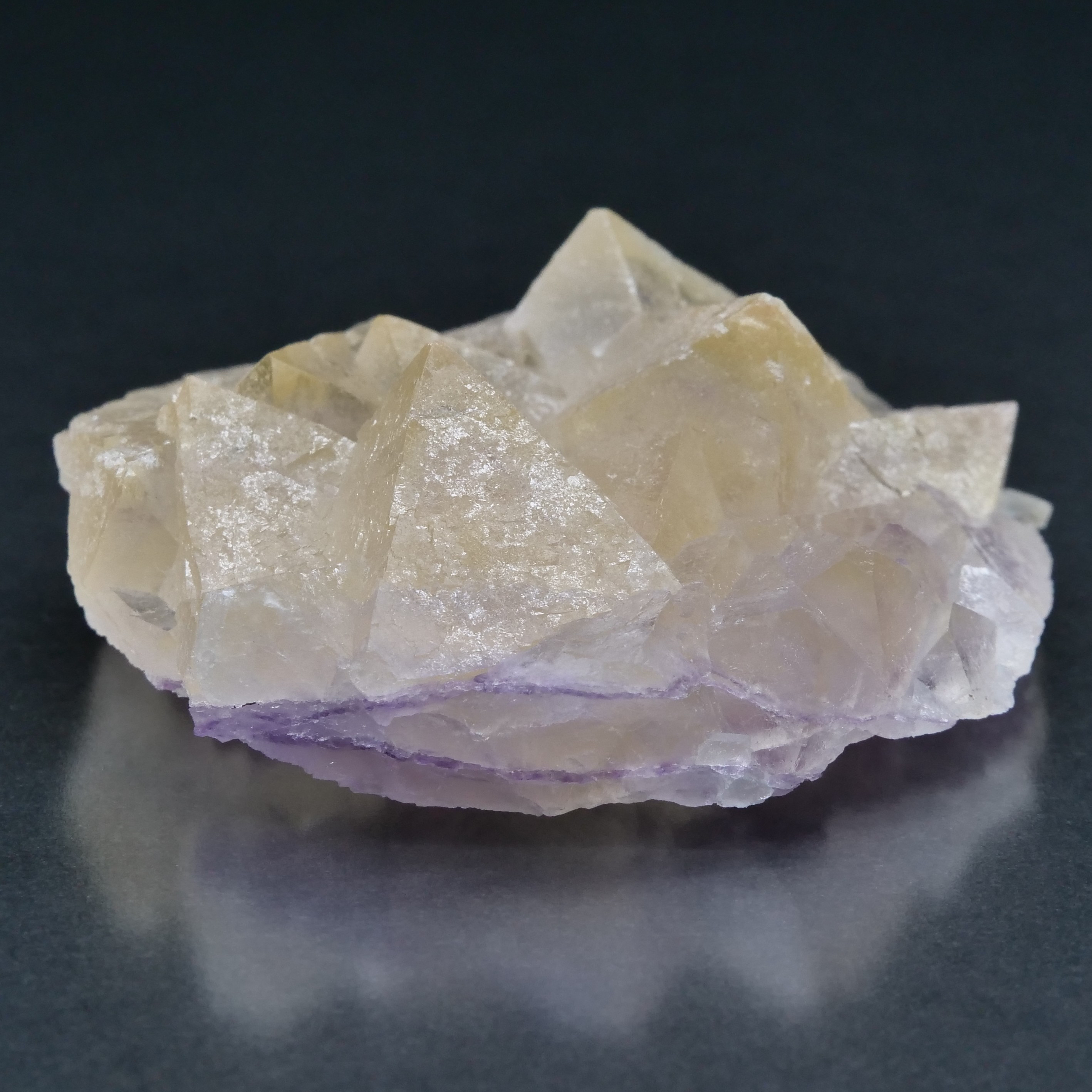 レアカラー【鉱物 標本 蛍石 結晶 原石】中国 浙江省 Yiwu イエロー フローライト 24g