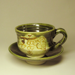 斑唐津皮鯨ぐい　唐津焼　ぐい呑　焼物　酒器　陶器 Amazon.co.jp: 斑唐津皮鯨ぐい 唐津焼 ぐい呑 焼物 酒器 陶器