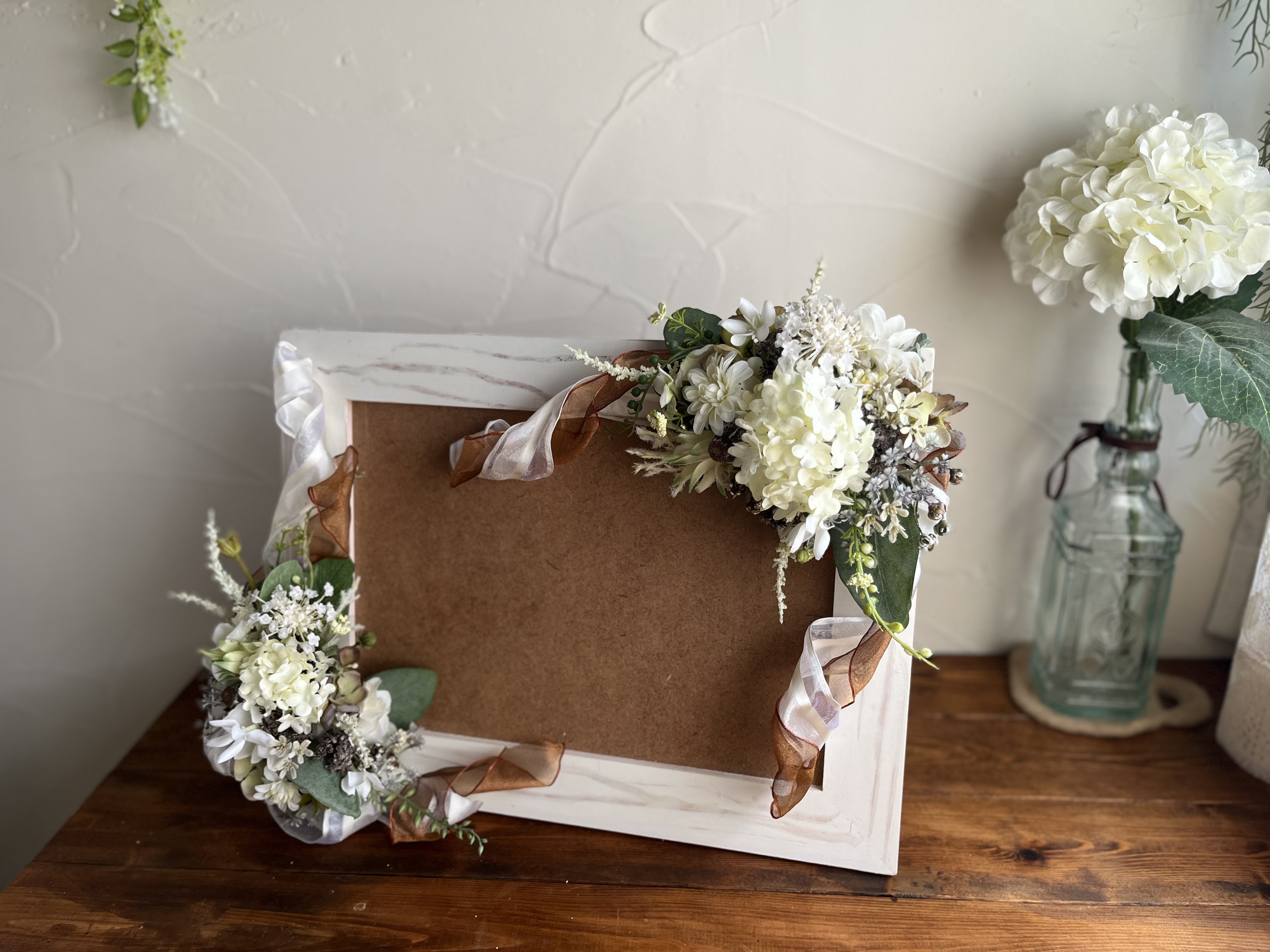 ウエルカムボード アーティフィシャルフラワー 白色 結婚式 ショップ