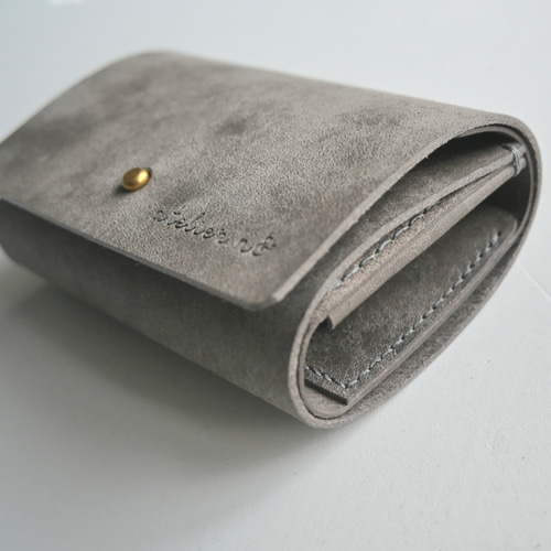 限定お買い得商品 オーダー品］ギボシでとめる三つ折り財布【グレー】ストラップ 財布・ケース・小物入れ