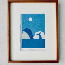 木版画：月に吠えーる（whale) 1枚目の画像