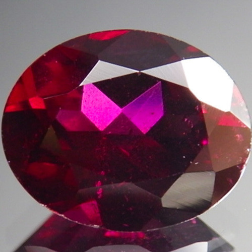 ☆ロードライトガーネット☆3.15ct/10.6mm天然石薔薇柘榴石オーバル