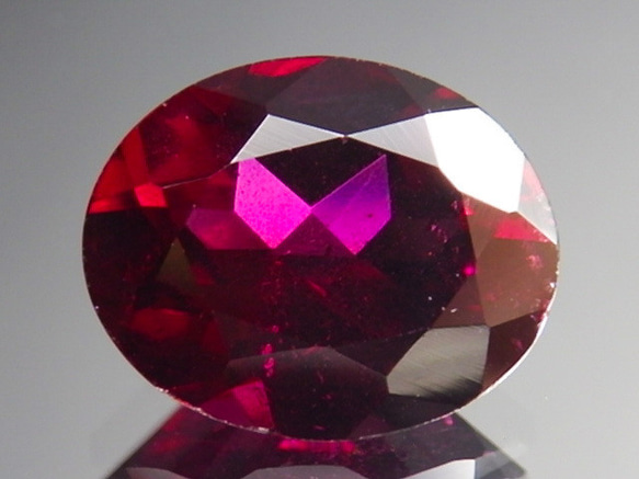 ガーネット 柘榴石 ロング ネックレス 天然石 ダークレッド 60cm ☆ロードライトガーネット☆3.15ct/10.6mm天然石薔薇柘榴石オーバル