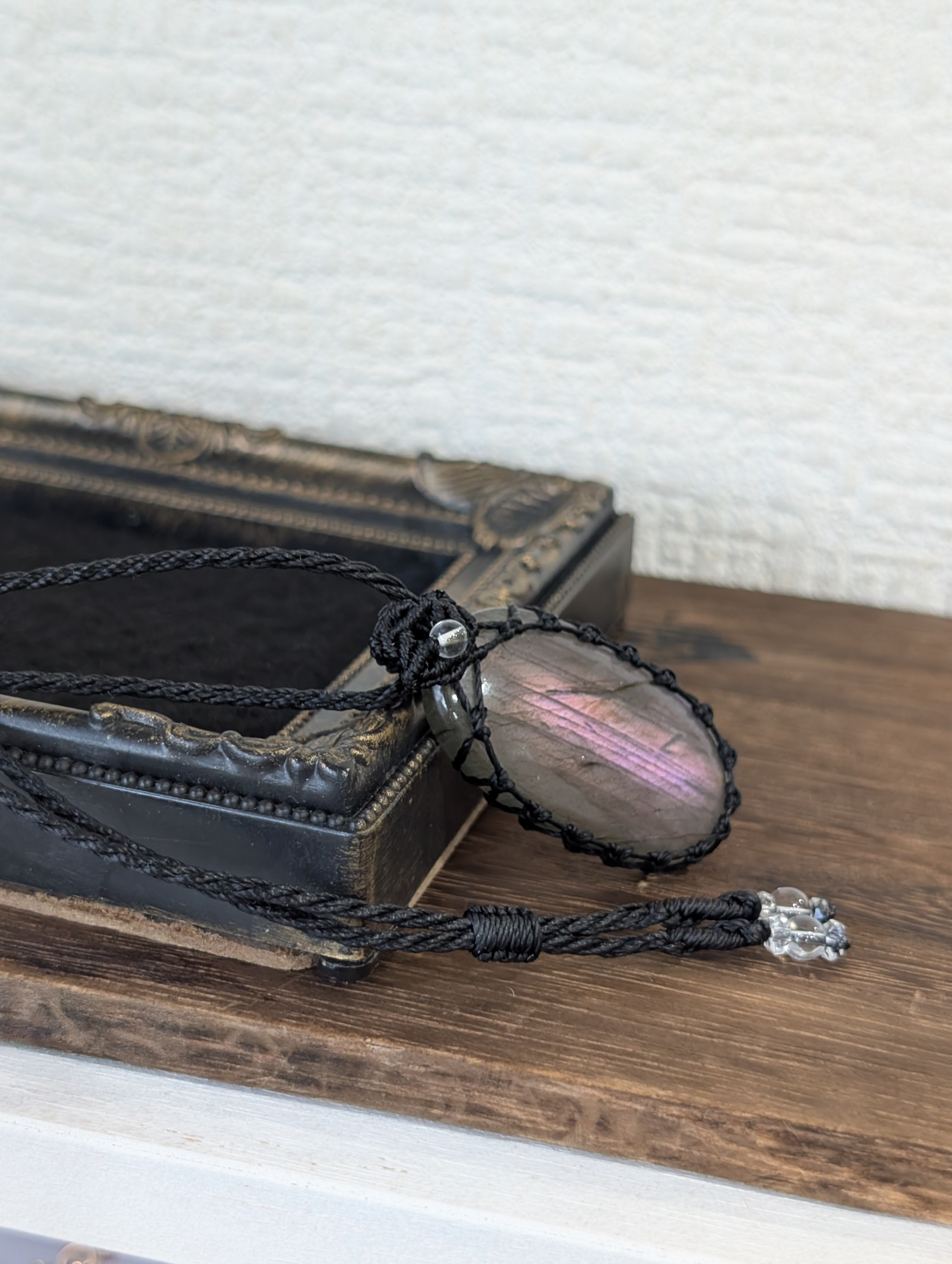 ☆大きめ☆ラブラドライト(ピンクパープル)☆マクラメ編みネックレス 330 ・天然石ネックレス 6,059円