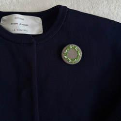 スズラン_刺繍ブローチ L_麻紺 3枚目の画像