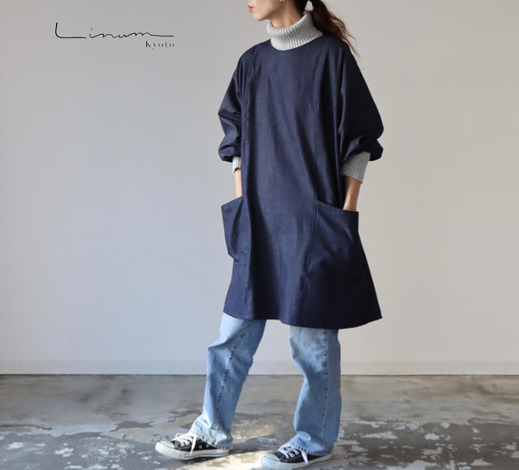 岡山児島デニムで魅せる、割烹着／8オンスくったりソフトデニムエプロン／インディゴ・ブルー 5枚目の画像