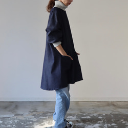 岡山児島デニムで魅せる、割烹着／8オンスくったりソフトデニムエプロン／インディゴ・ブルー 6枚目の画像