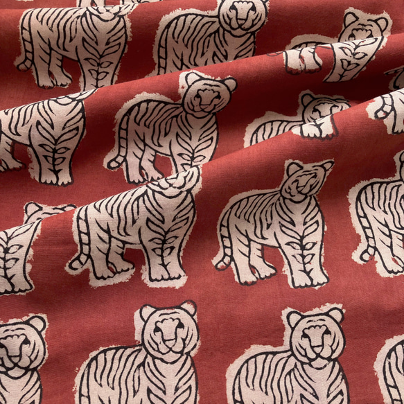 インド ブロックプリント生地 [35cm単位切売] Bagru タイガー03