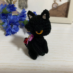 選べるリボンぺったんこやさぐれ黒猫あみぐるみ【受注製作品】 8枚目の画像