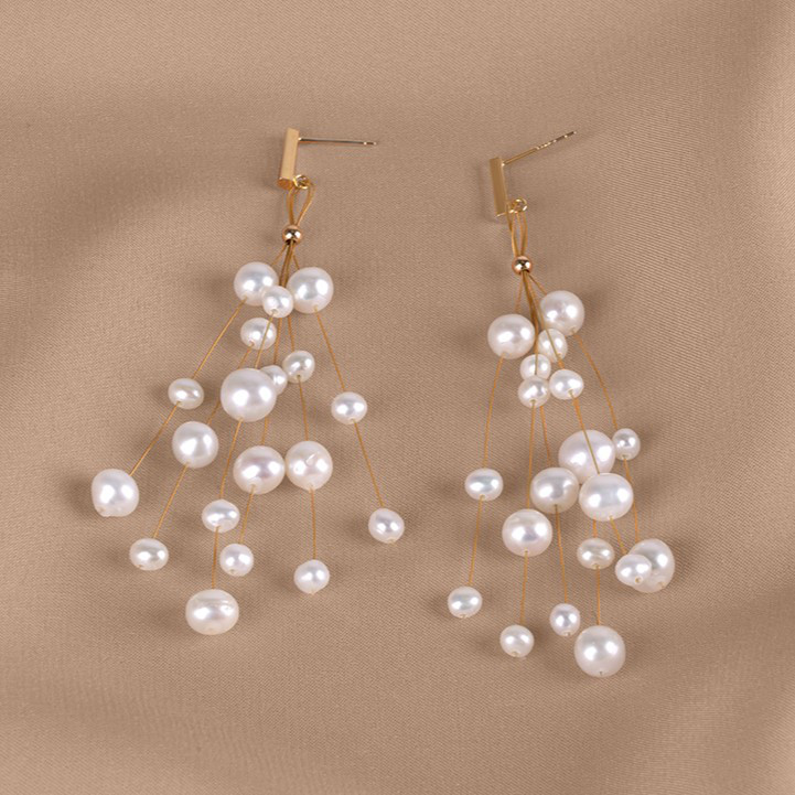 淡水パールのピアス　イヤリング　真珠　淡水真珠　6月誕生石　夏の誕生石 ブライダル ウェディング