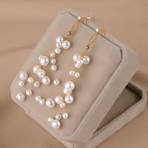 淡水パールのピアス　イヤリング　真珠　淡水真珠　6月誕生石　夏の誕生石 ブライダル ウェディング