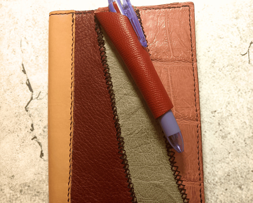 レザーパッチワーク／牛革 ワニ革 鹿革／お薬手帳ケース／A6ノート