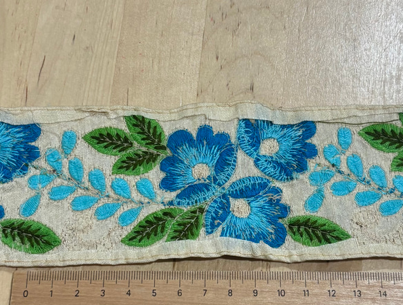 インド刺繍リボンブルー　7cm巾 4枚目の画像