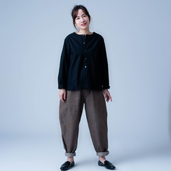 【soco】洗練されたシルエットが上品で素敵 ノーカラー カーディガン ／ 黒 h025d-bck1 7枚目の画像