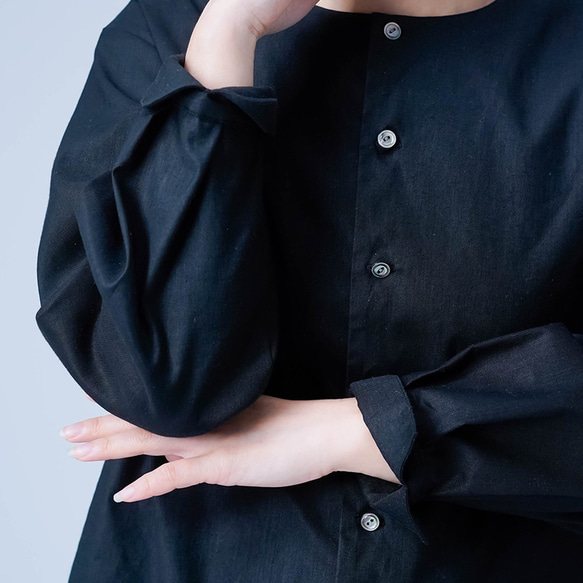 【soco】洗練されたシルエットが上品で素敵 ノーカラー カーディガン ／ 黒 h025d-bck1 18枚目の画像