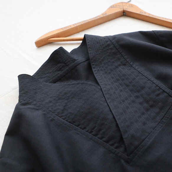 ⁂ラスト５　夏ＳＡＬＥ　上質ギマ擬麻コットン　和装　重ね襟　Vネック シャツ チュニック ゆったり ブラック R43C 3枚目の画像