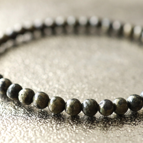 ☆ヒーラーズゴールド☆マトリックスパイライト：4ミリ☆天然石