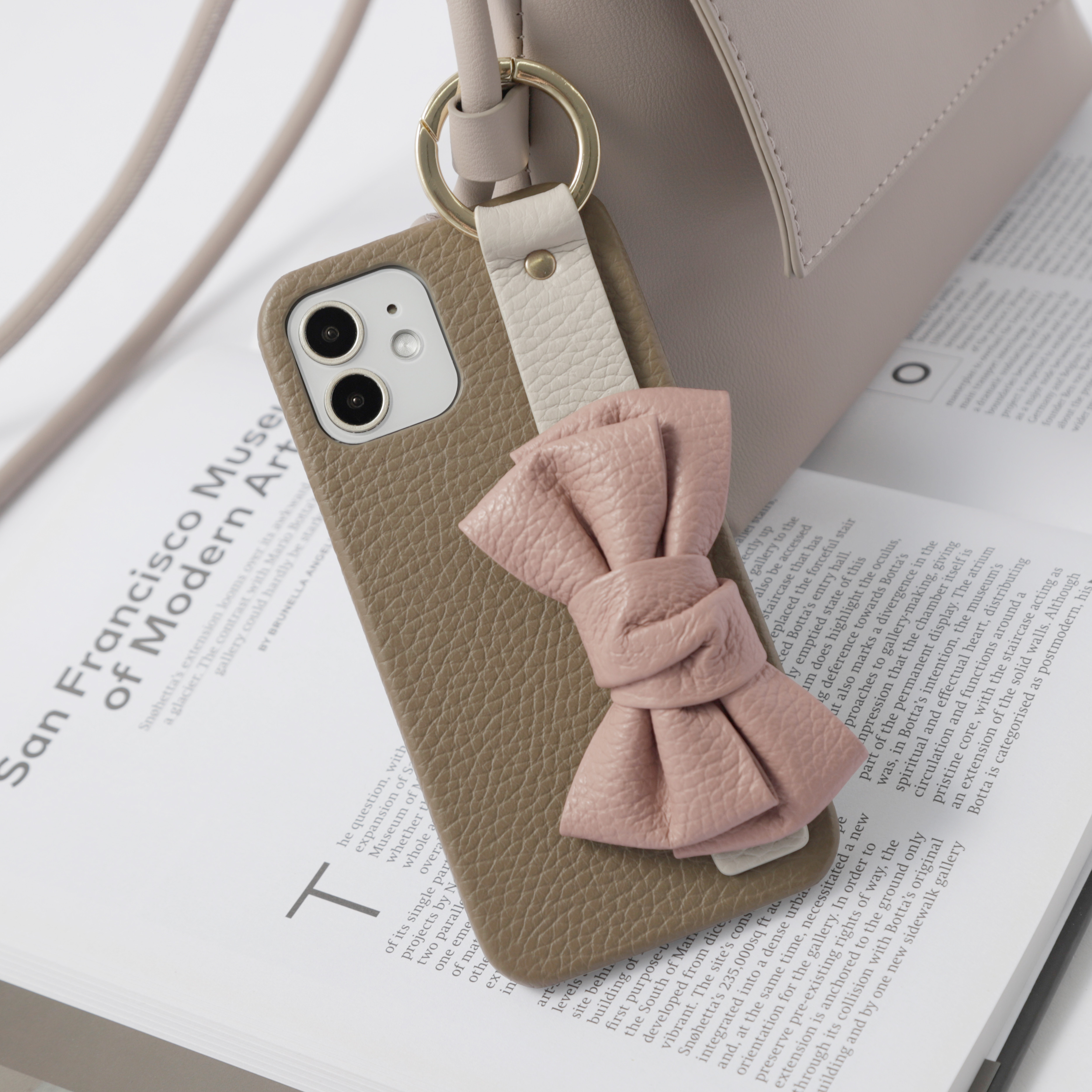 リボン　ベルト　かわいい　本革　スマホケース　ほぼ 全機種　アンドロイド　iPhone　AQUOS#mm00001307