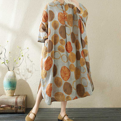 綿麻スタンドカラーワンピース .  ゆったりワンピース . サイズの大きいワンピース .プリントのロングスカート 2枚目の画像