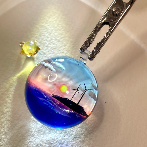 受注制作/M size】 情景レジン-夕焼けに染まる海 ペンダントトップ