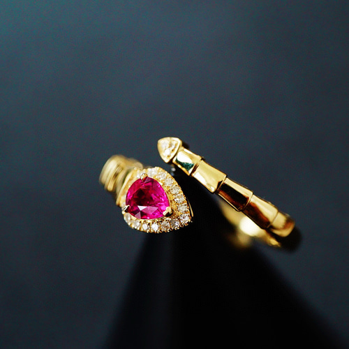 天然ルビーヘビリング