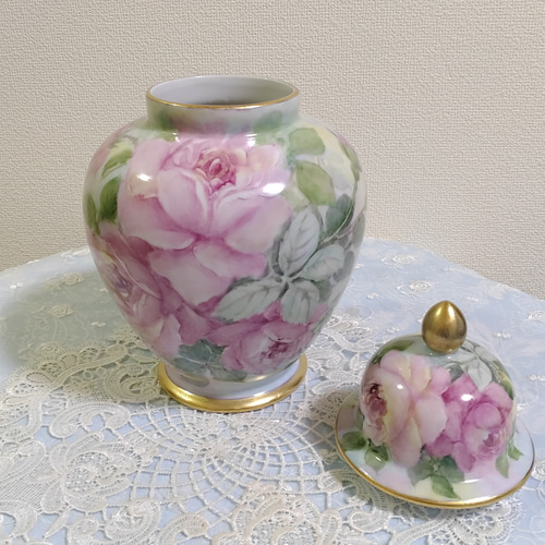 ♡蓋物の壺（大輪の薔薇）高さ27c横幅17cm 一輪挿し・花瓶・花器