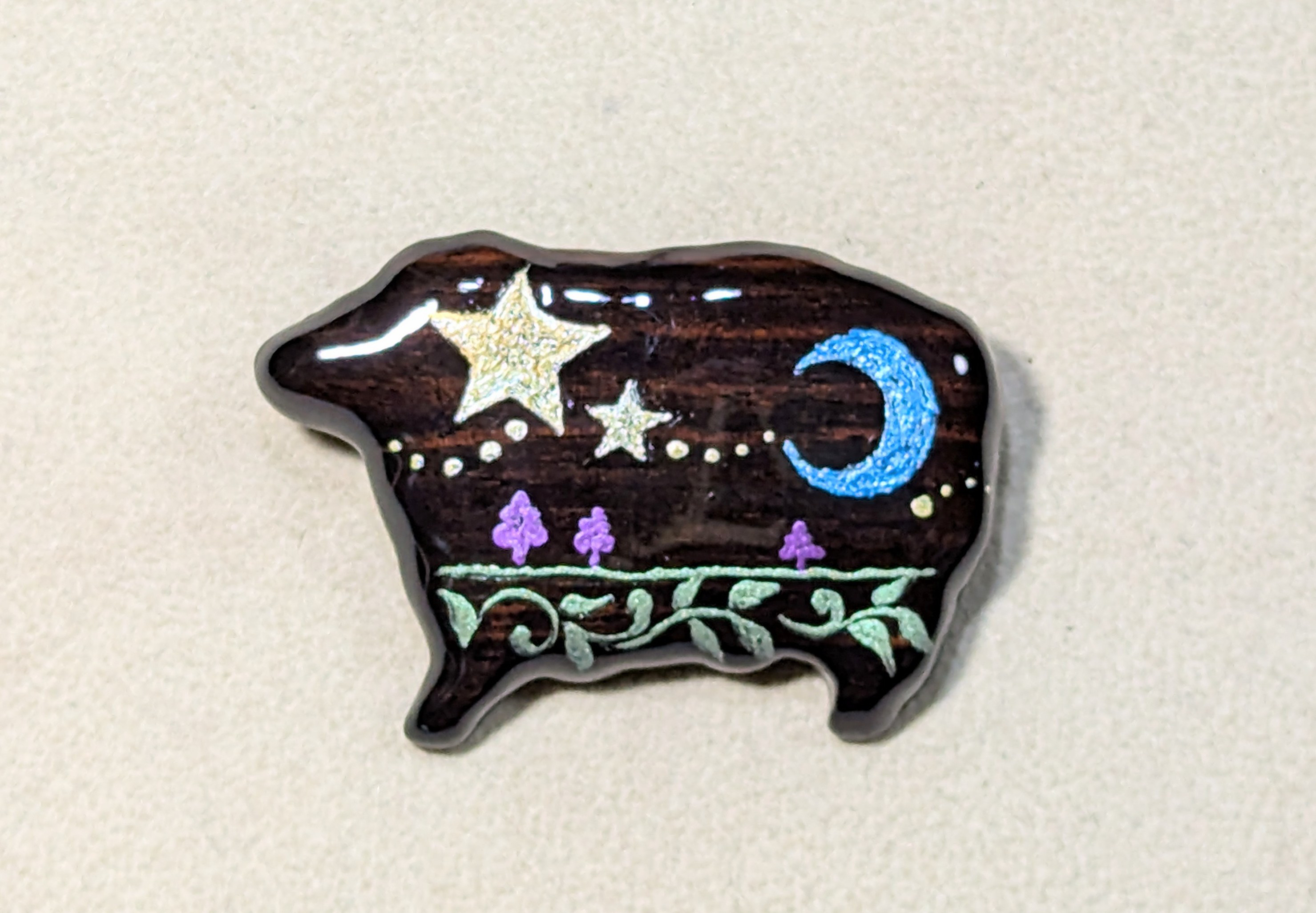 木製　ブローチ　（　ひつじ　）