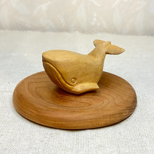 立体クジラ 立体・オブジェ あたるの木 通販 19111848｜Creema