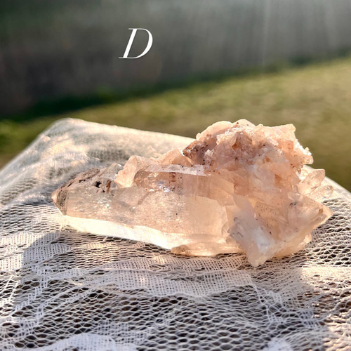 D. ヒマラヤ水晶(マニカラン水晶) 個性派パワフル その他アート 天然石