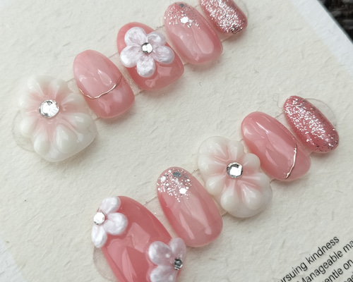 ミルキーフラワーネイルチップ d81956a9072d1bab401523d9161697