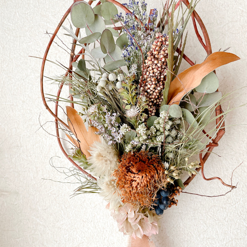 ドライフラワーのリース ドライアンドラフォルモーサ スワッグ