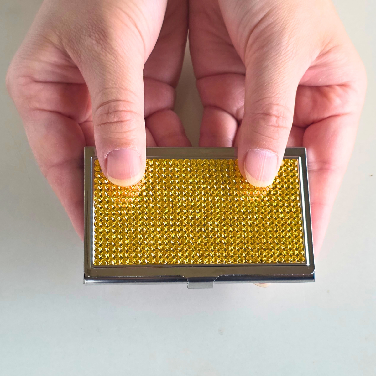 名刺入れ キラキラ デコ スワロフスキー イエロー 女性 レディース 50代 40代 30代 20代 キャバ嬢 M16